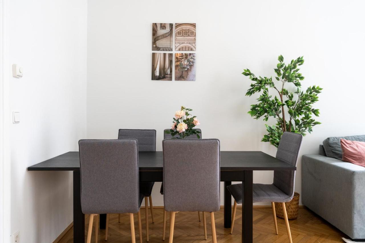 Central Two Bedroom Apartment Βιέννη Εξωτερικό φωτογραφία